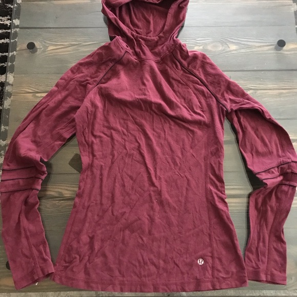 lululemon athletica Tops - Lululemon long sleeve 🍋